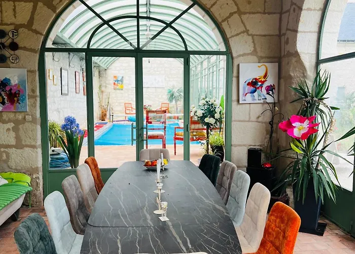 Château De La Thibaudière - De La Reine 3* Allonnes (Maine-et-Loire)