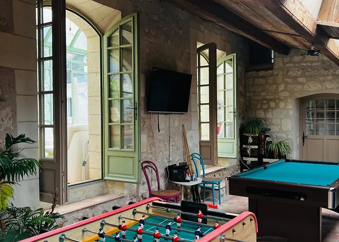 Château De La Thibaudière - De La Reine Couette-café Allonnes (Maine-et-Loire)